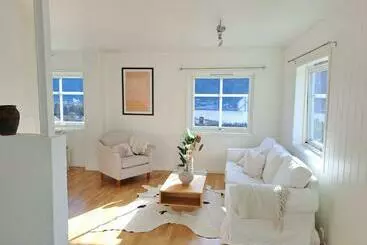Appartamenti turistici Warm And Cozy Apartment With Panoramic View Above The City Center