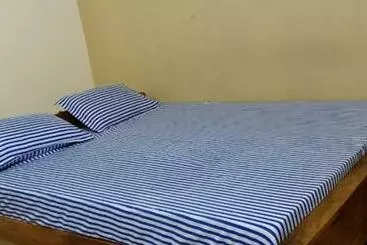 Hotel Laxmi Palace Guest House By Wb Inn