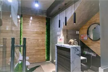 Hotel Rcee Place