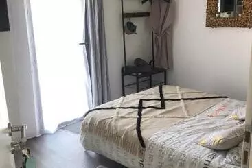 Majatalo La Villa Préfaillaise