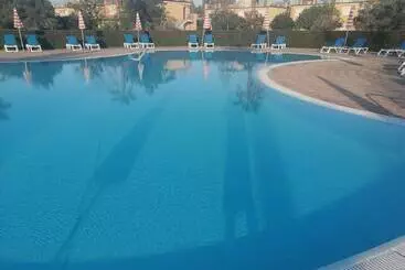 Appartamenti turistici Villa Delle Civette 300m Dal Mare