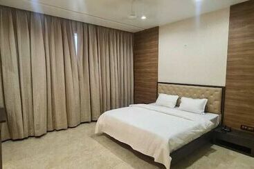 Hotel Sachin Executive