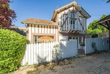ツーリストアパートメント Charmante Villa Verano Aux Portes De Paris