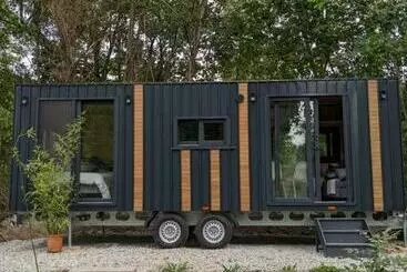 ツーリストアパートメント Jungle Wagon   Ecovillage Hainburg