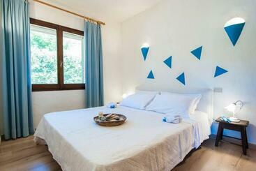 Жильё для туристов [la Baia] Casa Con Giardino A Pochi Passi Dal Mare