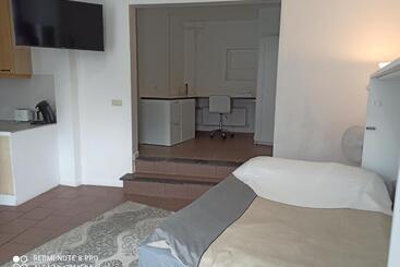 관광객 아파트 Loft Cosi à Proximité Du Centre Géographique Belge