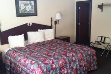 هتل Scottish Inn Maggie Valley