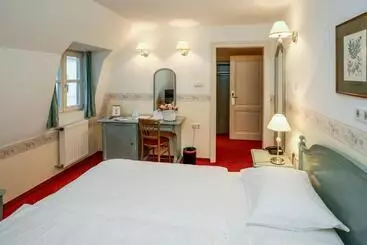 Hotelli Szidónia Castle