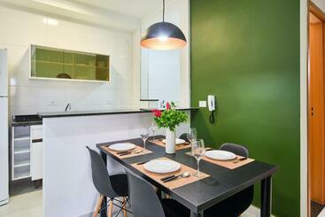 Apartamenty turystyczne Bh16: Ap Novinho Com Piscina, Churras E Garagem