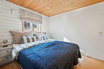 ツーリストアパートメント Krokenskogen