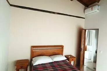 ツーリストアパートメント Locação Ilhabela  Chalés Do Ademir