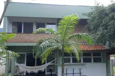 ツーリストアパートメント Casa Em Guaecá   Recanto Verde