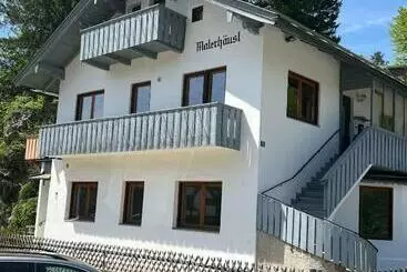 Turistihuoneistot Ferienwohnung Kohl   Malerhäusl   Berchtesgaden