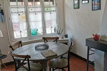 Apartamenty turystyczne La Maison D Yvonne