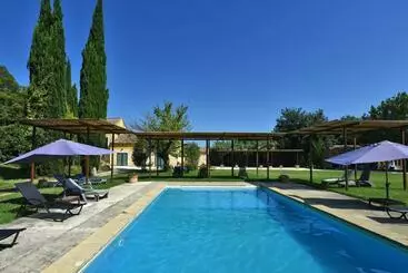 Vakantie-appartementen Le Mas Soli   Gîtes Et Réception