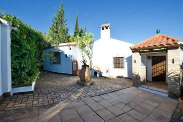 شقق خاصة سياحية Casa Rural Santa Elena