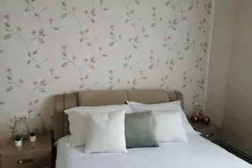 آپارتمان‌های توریست‌ها Pandora Guest House