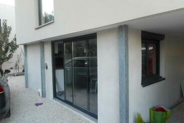 דירות לתיירים Super F2 La Londe Les Maures