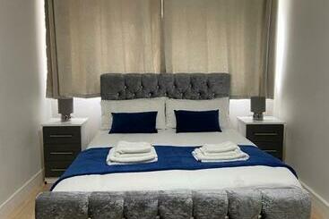 Turist apartmanları Contractors   International   City Centre