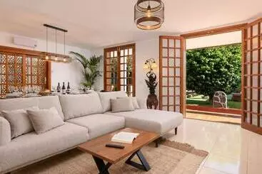 ツーリストアパートメント Karat Villa Fernanda