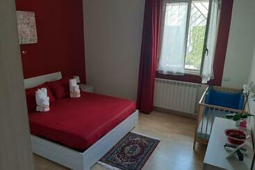 شقق خاصة سياحية La Maison De Sveva Formia