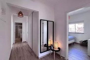 آپارتمان‌های توریست‌ها Quarteira Design By Homing