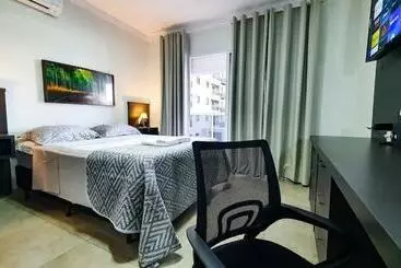 ツーリストアパートメント Infinite Wifi Garagem Self Check In Pet Friendly