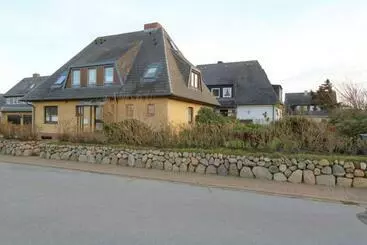 ツーリストアパートメント Watthaus 6 Geschmackvolle Erdgeschosswohnung Mit Terrasse Und Strandkorb