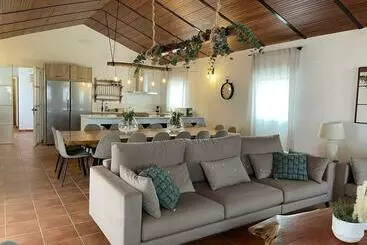 Tourist flats Casa Rural La Alcaparra