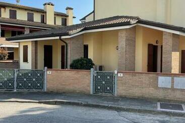 Turista apartmanok Villino A Lido Degli Estensi