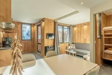 ツーリストアパートメント Charmant 2p Rénové, 6 Couchages, Balcon Sud Avec Vue Montagne, Plagne 1800   Fr 1 351 166