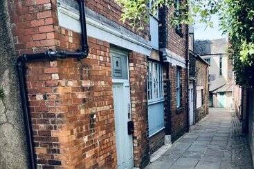 شقق خاصة سياحية Beautiful 1 Bed Apartment In Central Ulverston