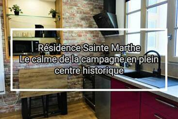 Apartamente turistice Dijon Centre Historique, Superbe Studio à 2 Pas Des Trams