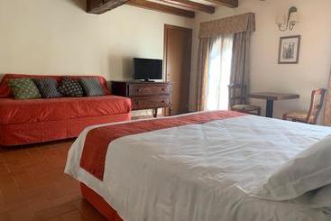 בית מלון כפרי Palazzo De  Rossi