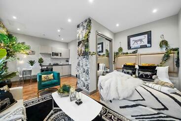 Apartamentos turísticos Boho Jungle   Luxury 1bed Apt  Long Stay Discounts