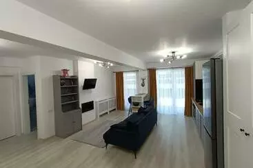 Vakantie-appartementen Apartament Rafinat Cu Grădină Privată