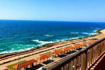 Turistihuoneistot New Furniture Apartment   Full Sea View   Stanley