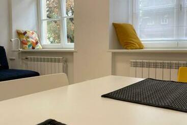 شقق خاصة سياحية Oldtown Apartment