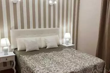 ツーリストアパートメント Apartamento La Gracia