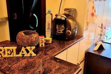 관광객 아파트 Ultracentral Apartments