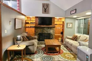 ツーリストアパートメント Hodgman Hill Condos 22 2, Waterville Estates
