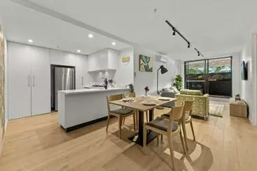 ツーリストアパートメント Windsor Apartments  3bd Ground Floor Apartment