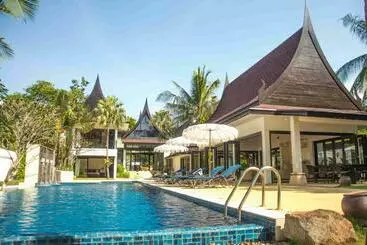 Apartaments turístics Baan Chom Tawan Villa