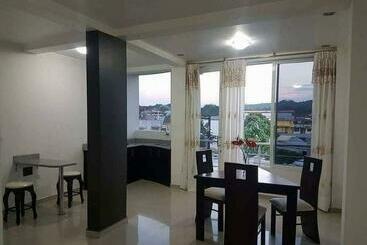 관광객 아파트 Conjunto Habitacional Espinbarroso