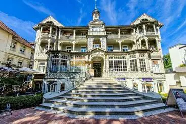 Turistihuoneistot Euphoras   Central & Stylish Apartment   Parking