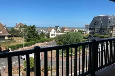 ツーリストアパートメント Appartement Avec Jolie Vue Dégagée