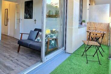 ツーリストアパートメント Hyper Centre Gare Rer A 250m Paris 20min