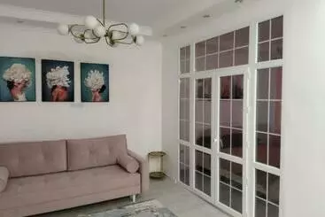 آپارتمان‌های توریست‌ها Sweet Home