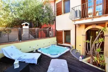 Apartaments turístics Lux Guesthouse Pula