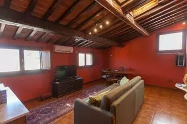 Apartaments turístics Attico Panoramico Nel Cuore Di Pietrasanta